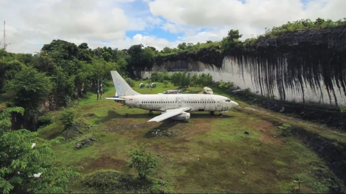 Bali 737