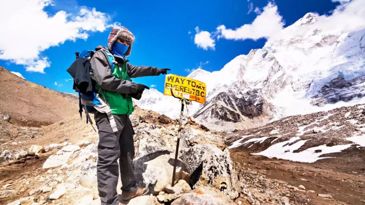 Climbing Everest: who dies, who succeeds, and why