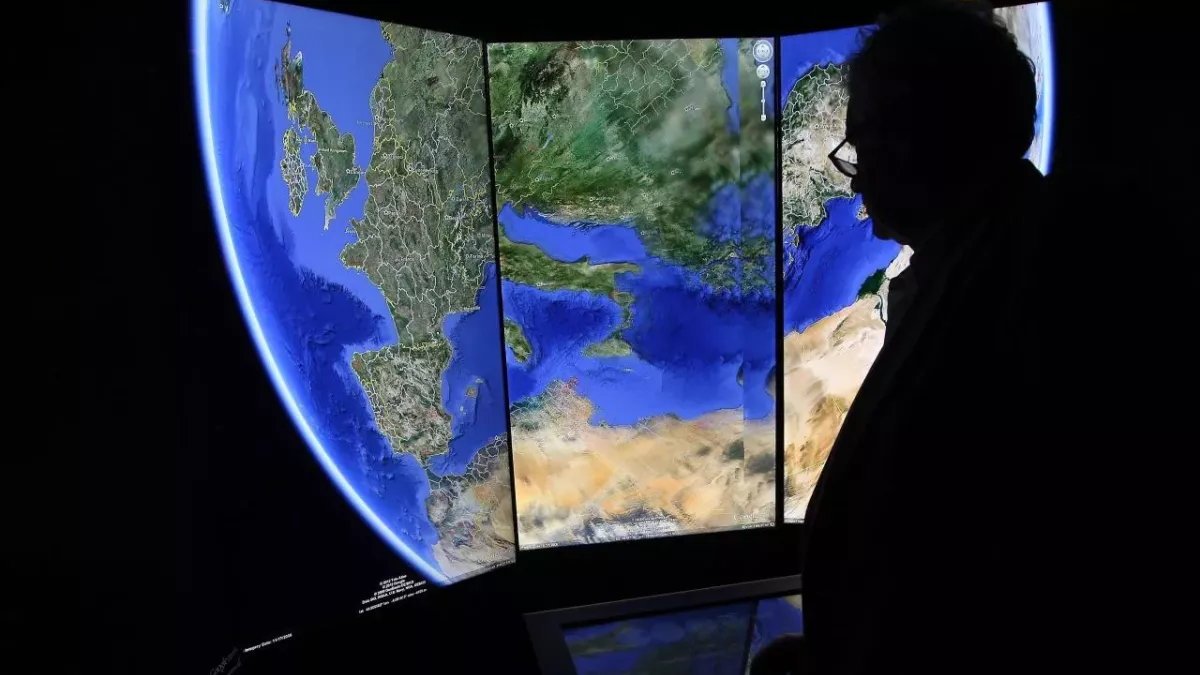This Google Earth timelapse has everyone freaking out about global warming