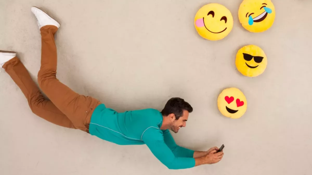 According To This Study, Using Emojis Increases Your Chances Of Getting Laid