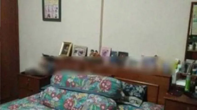 He Sent A (Very) Embarrassing Photo To His Real Estate Agent