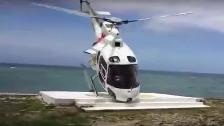 This helicopter crash was scary but not fatal!
