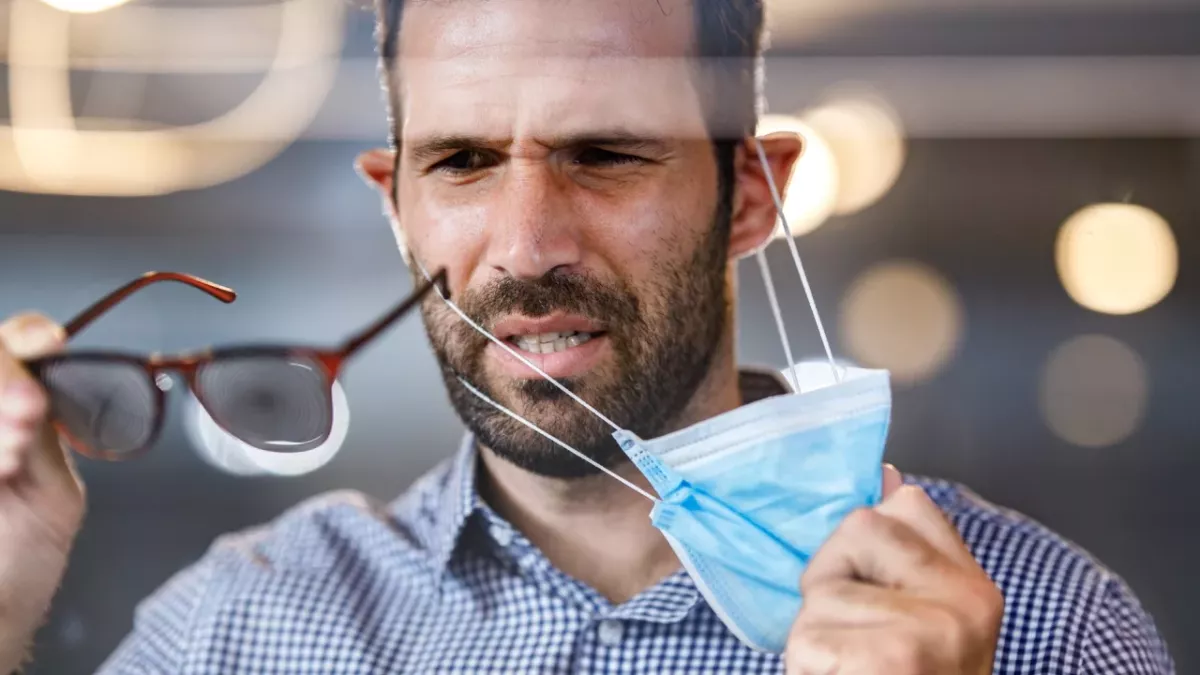 Here's how to stop your glasses from fogging up while wearing a mask