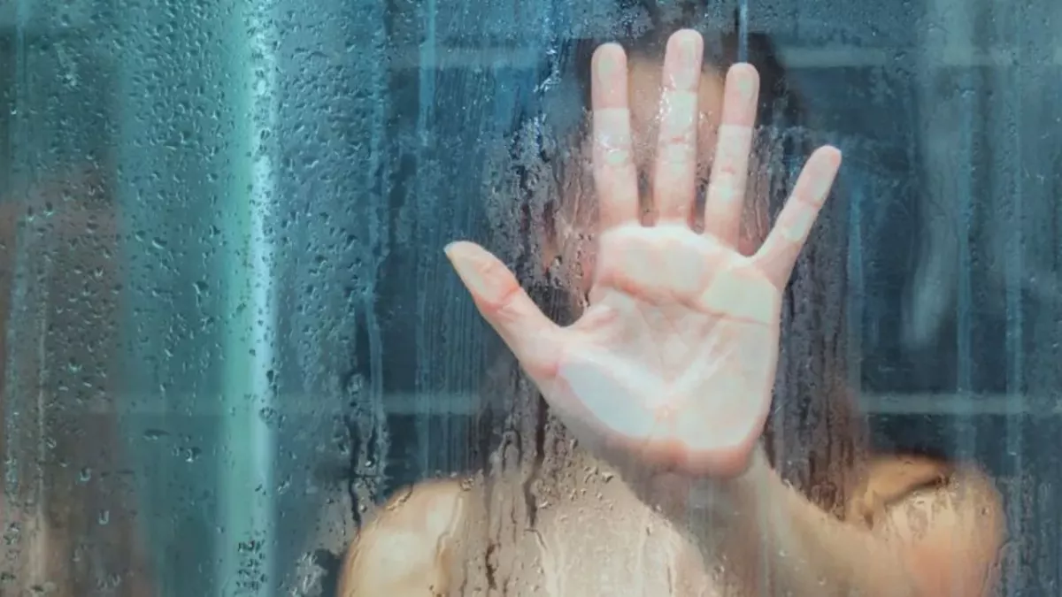 This is how to make shower sex unforgettable!