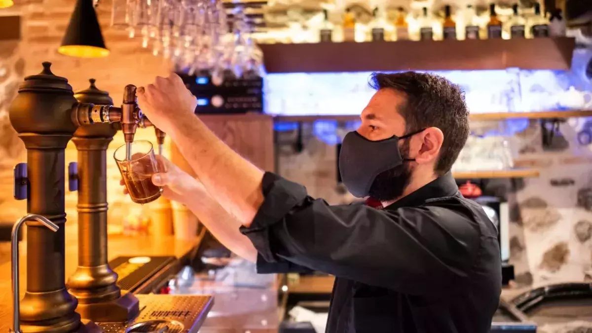 Six Rules That Could Remain in Pubs After Freedom Day