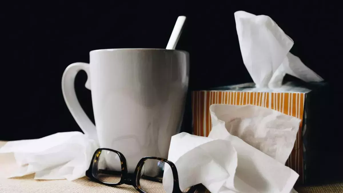 Unwell people advised to stay home as cold could actually COVID-19