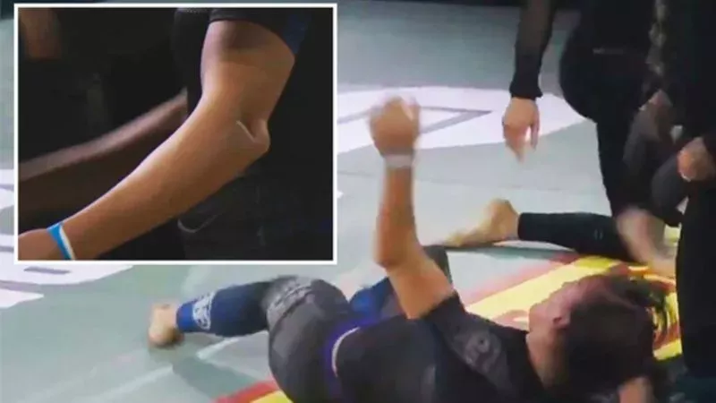 Former UFC Fighter Forces Her Opponent To Submit After She Breaks Her Arm