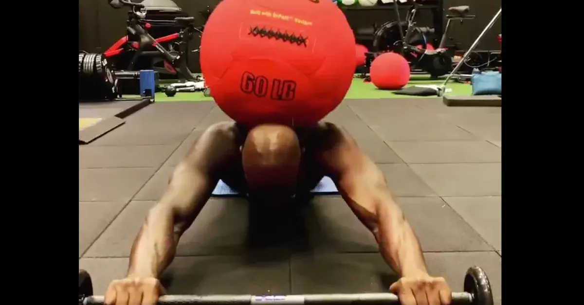 This Medicine Ball Workout 