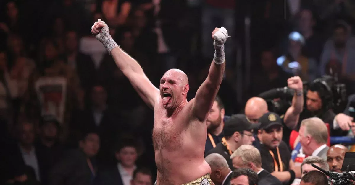 A Totally Crazy Moment As Tyson Fury Licked Deontay Wilder’s Blood Before Knocking Him Out
