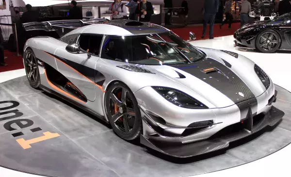 1. Koenigsegg One:1: 439 km/h