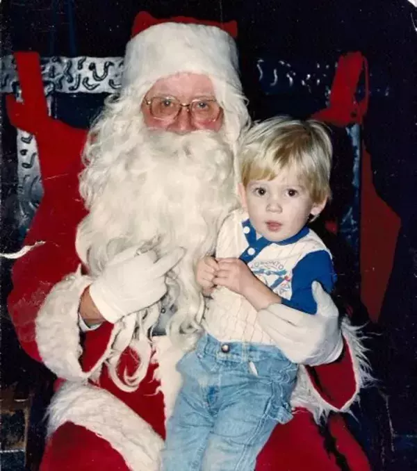 Father Christmas flipping the bird is a bit out of character