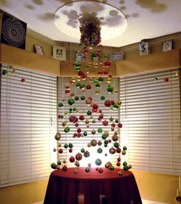 An Invisible Christmas tree