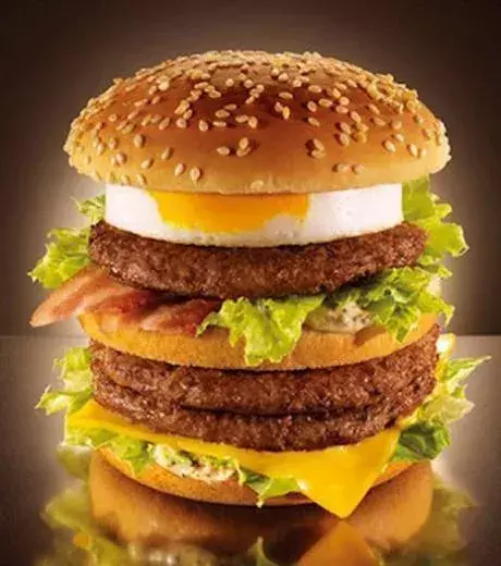 Mega Tomago (Japan): a Big Mac with bacon and an egg