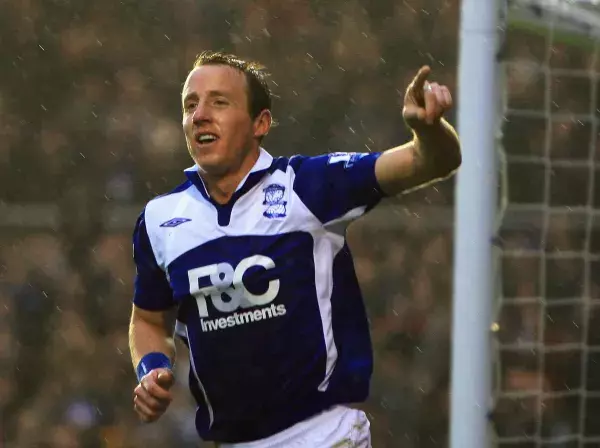 3. Lee Bowyer – Leeds United, West Ham United, Birmingham City & Newcastle United - 100 Yellow Cards, 5 Red Cards