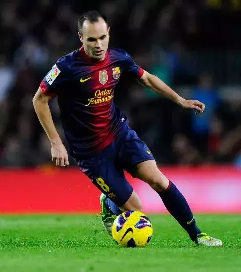 Andrès Iniesta                                 