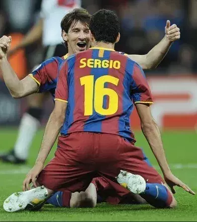 Sergio Busquets: As is the case with Raul and other many other Spanish players, Sergio chooses to go by his first name.