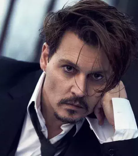 5. Johnny Depp (£814m)