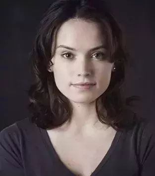 6. Daisy Ridley (£799m)