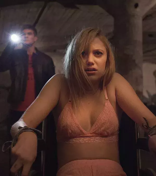 8. It Follows
